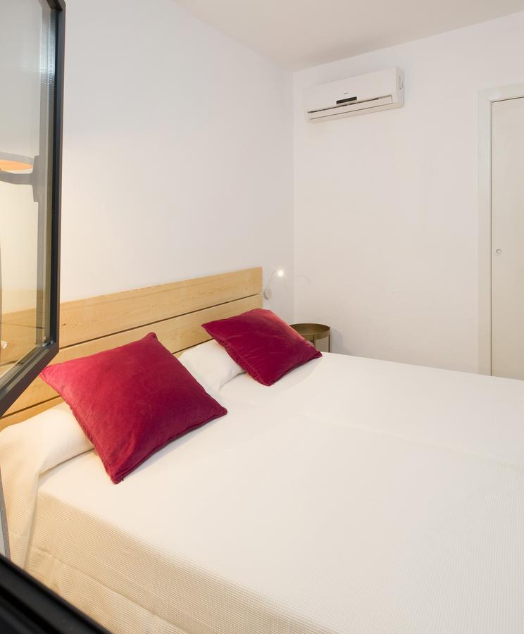 Cana Rita Apartamentos Сан-Антонио-Абад Экстерьер фото