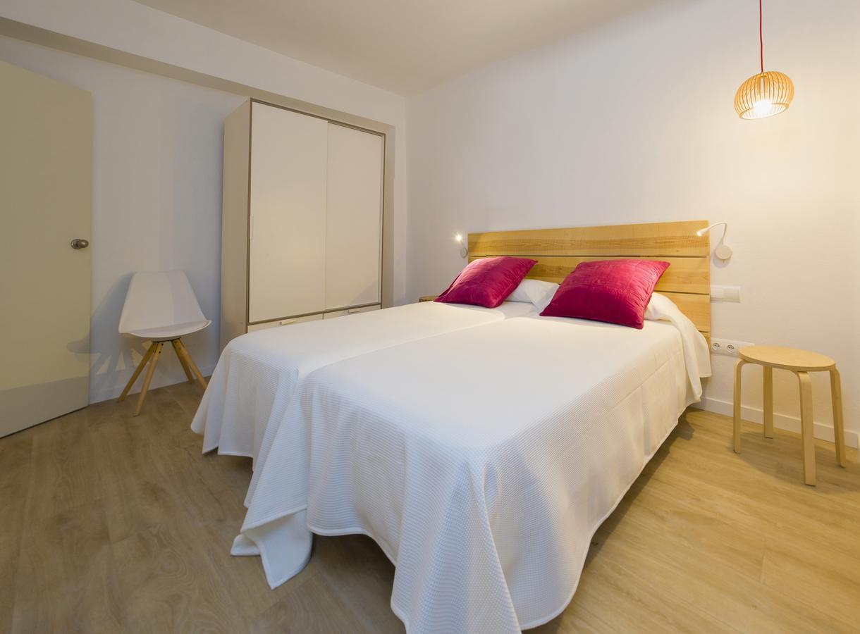Cana Rita Apartamentos Сан-Антонио-Абад Экстерьер фото